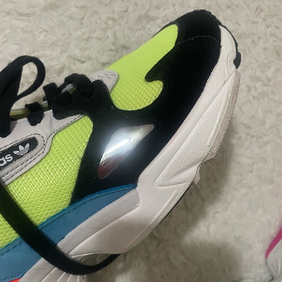 Adidas Women’s Neon Yellow and Black Sneakers - Picture 10 of 10